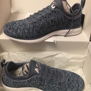 Lululemon APL Men’s shoes
